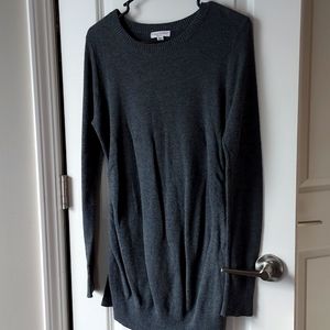 Liz Lange maternity medium long sleeve top/sweater black or grey
